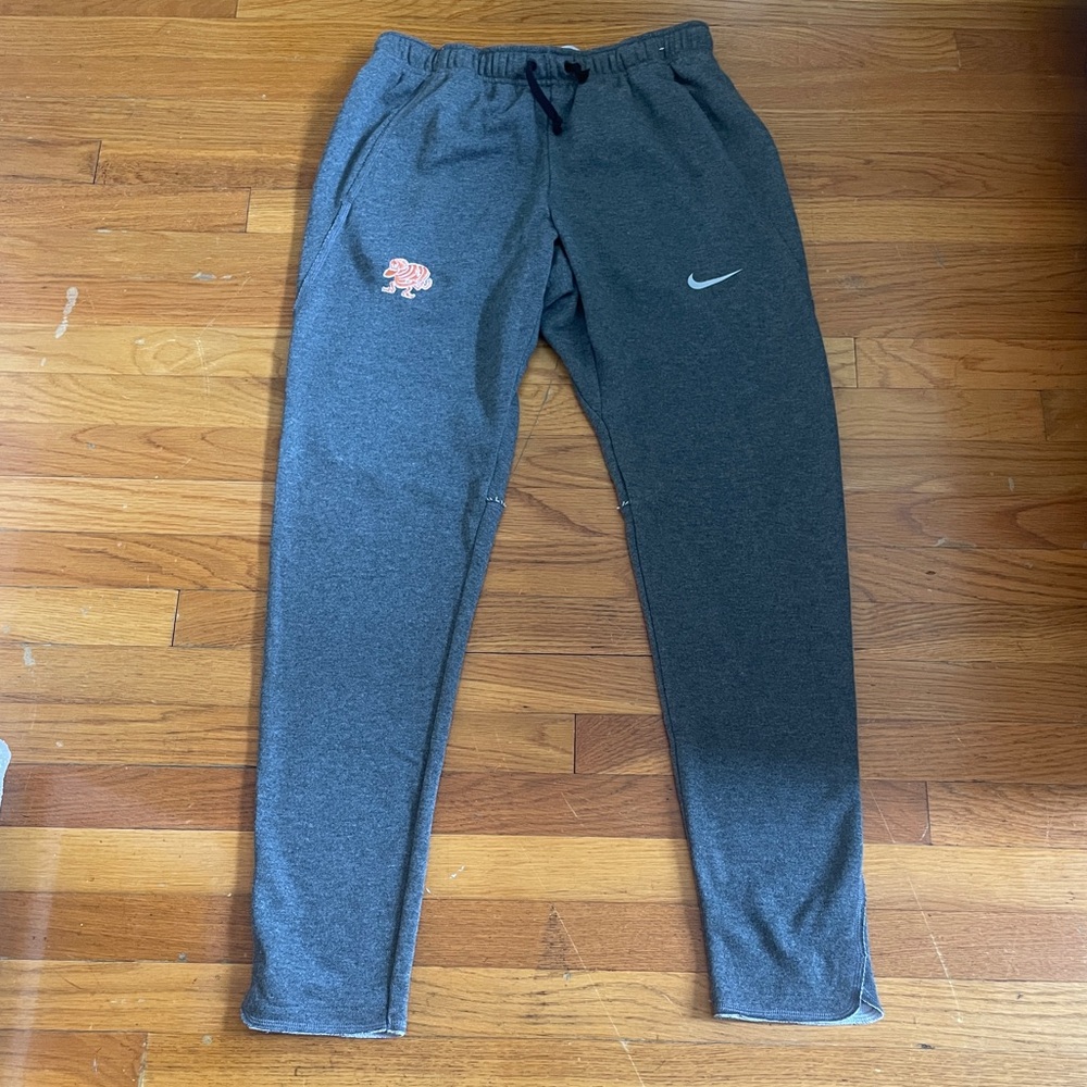 Nike slim fit men’s M joggers sweat pants